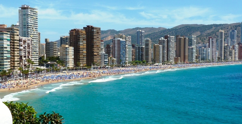 different types of tourism available in benidorm