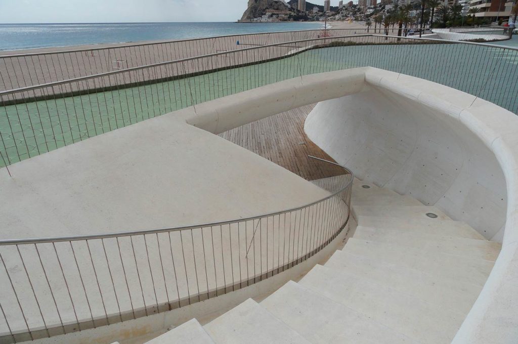 Features that make Benidorm’s promenade unique