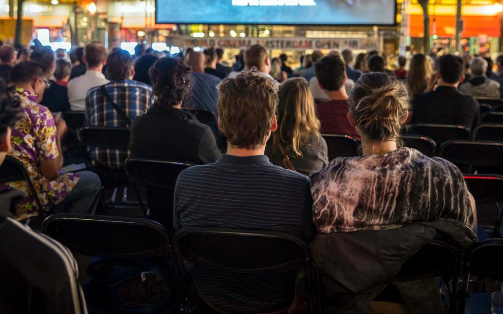 Cine de verano al aire libre